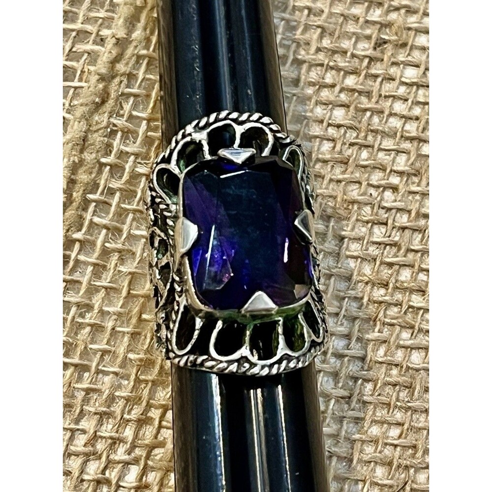 Sterling Silver 925 Ring Large Emerald Cut Purple Amethyst Gemstone Size 8.75